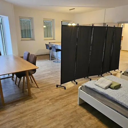 100 Qm Fuer 5 Pers Nahe Mattsee Апартаменты *