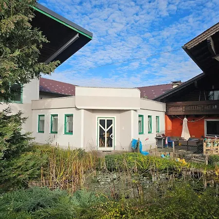 100 Qm Fuer 5 Pers Nahe Mattsee * Lochen am See