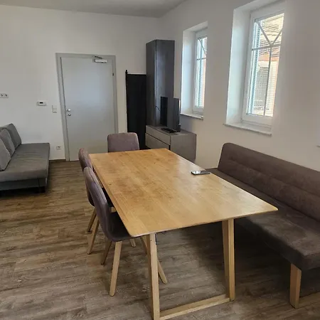 100 Qm Fuer 5 Pers Nahe Mattsee Lochen am See