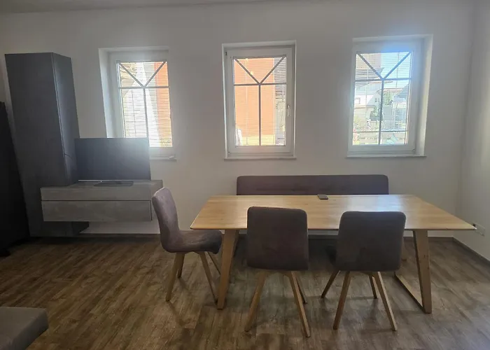 100 Qm Fuer 5 Pers Nahe Mattsee Lochen am See